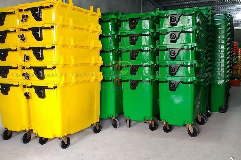 Thùng rác công cộng 660L