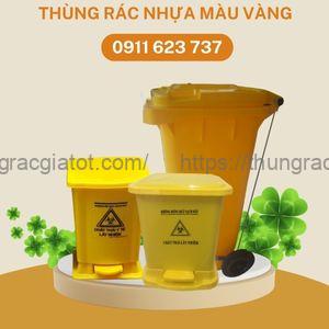thùng rác nhựa màu vàng