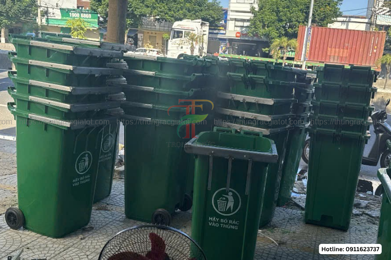 Thùng rác huyện Bình Chánh