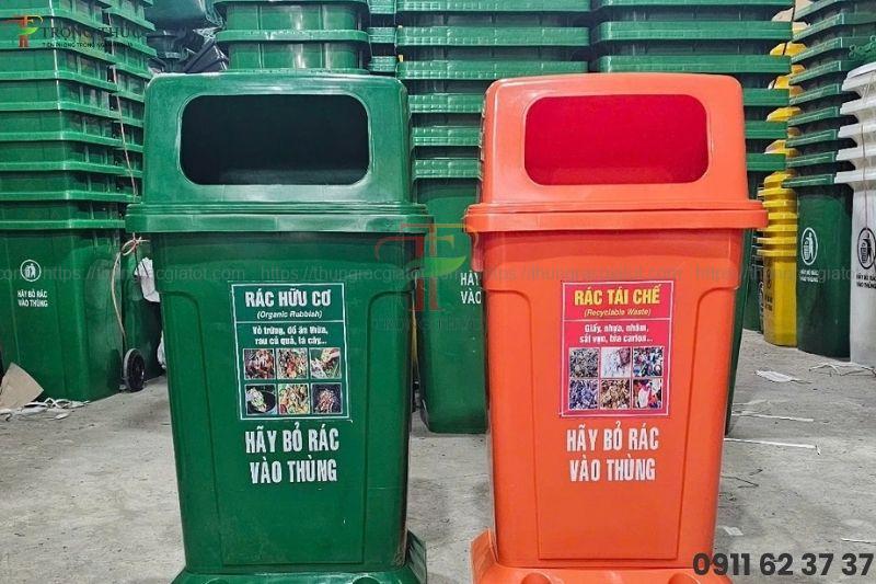 Thùng rác 90L nắp hở tiện lợi cho khu công cộng.