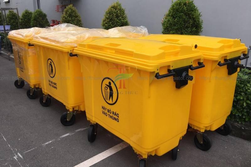 Thùng rác y tế 660l