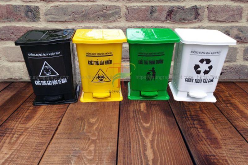 Thùng rác y tế dung tích 15L