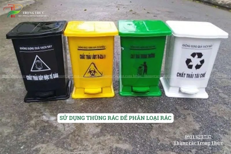 Thùng rác để phân loại rác