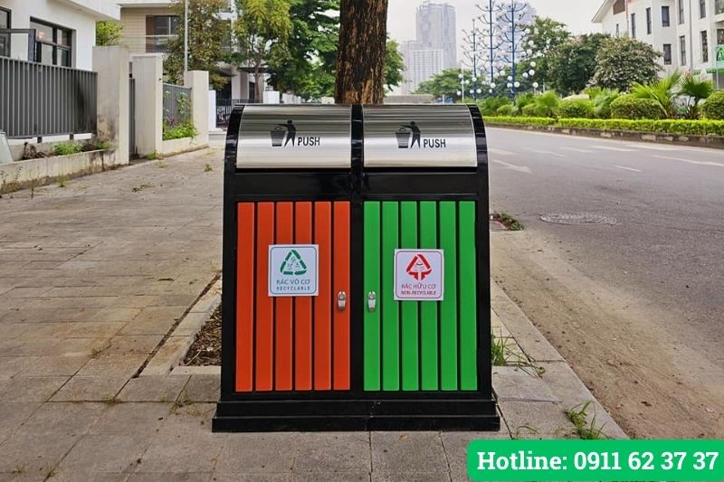 Thùng rác inox 2 ngăn phân loại