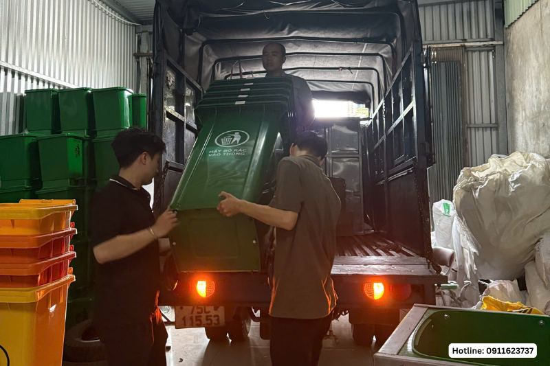 Thùng rác nhựa 240 lít