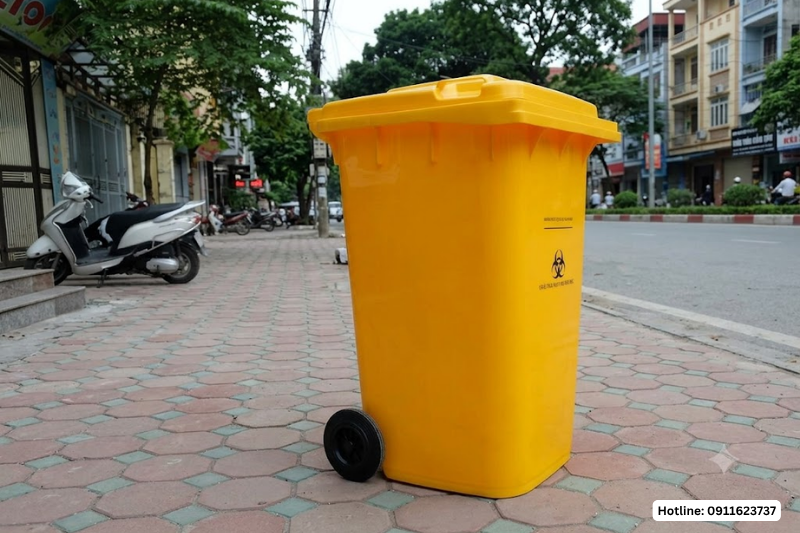 Thùng rác nhựa 240 lít