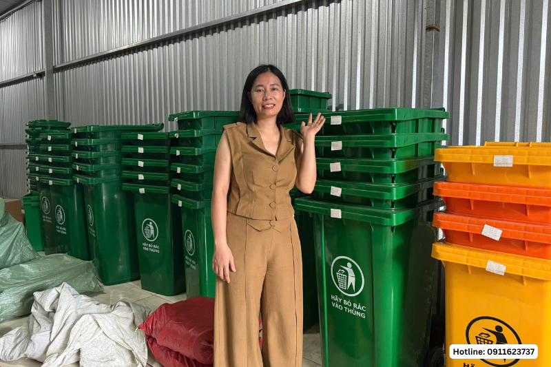Thùng rác nhựa 240 lít